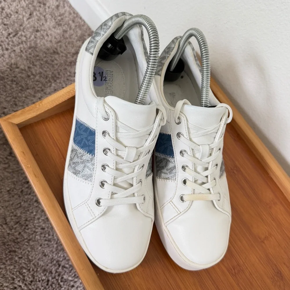 Michael Kors Poppy White Platform Sneakers Blue Silver Logo Stripe LS24J Sz 8.5